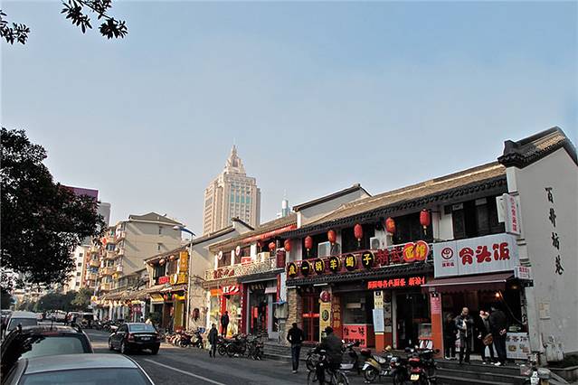 百井坊巷美食街