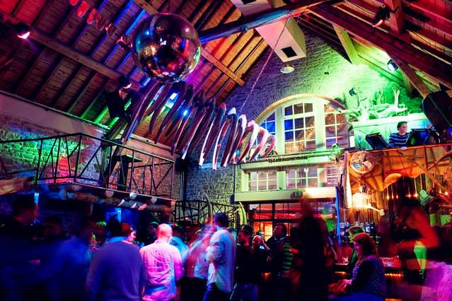 Rue Emile Mousel酒吧街