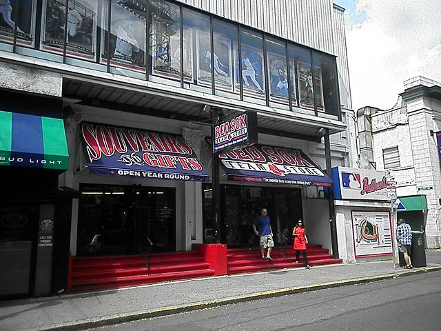 波士顿红袜队纪念品店