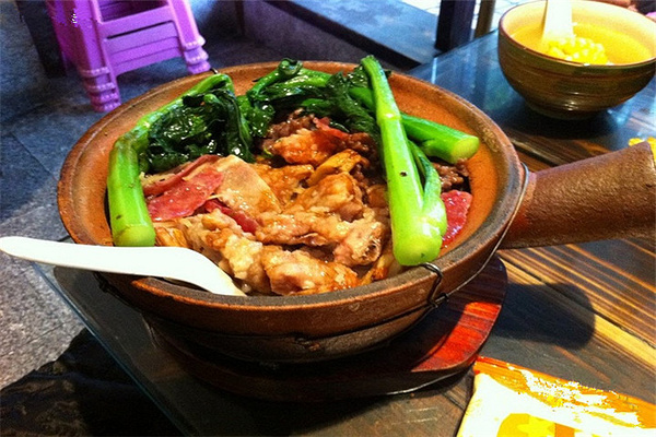 小益家煲仔饭加盟