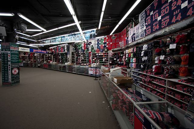 波士顿红袜队纪念品店