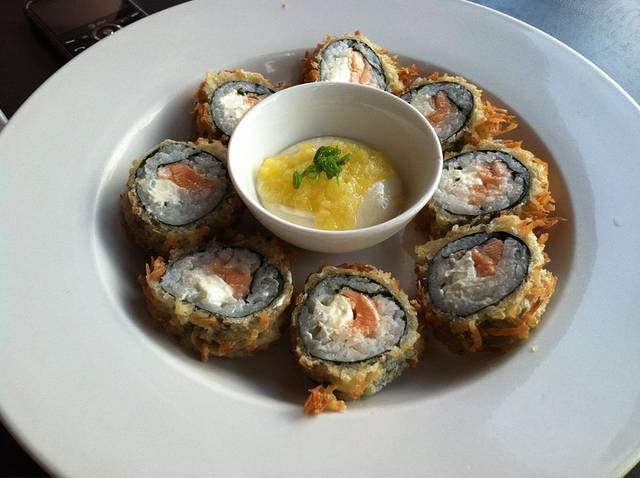 Cafe Mochi 寿司店