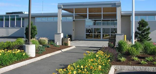 东普罗维登斯保龄球馆