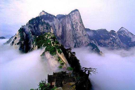 华山景区：特色&ldquo;侠&rdquo;文化让游客乐享美好春光_凤凰网视频_凤凰网
