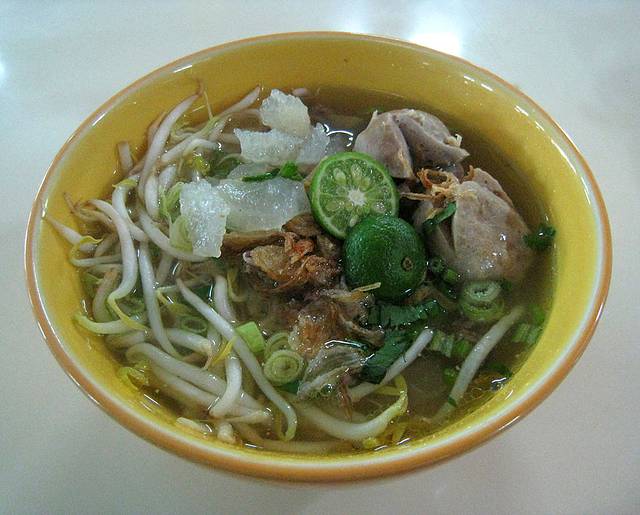 Mie Kocok Bandung Soto Mie Urat