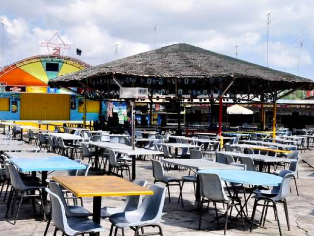 Pujasera购物市场