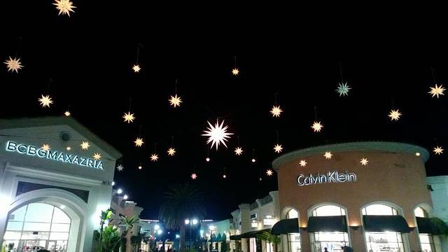 卡尔斯巴德名牌折扣购物中心