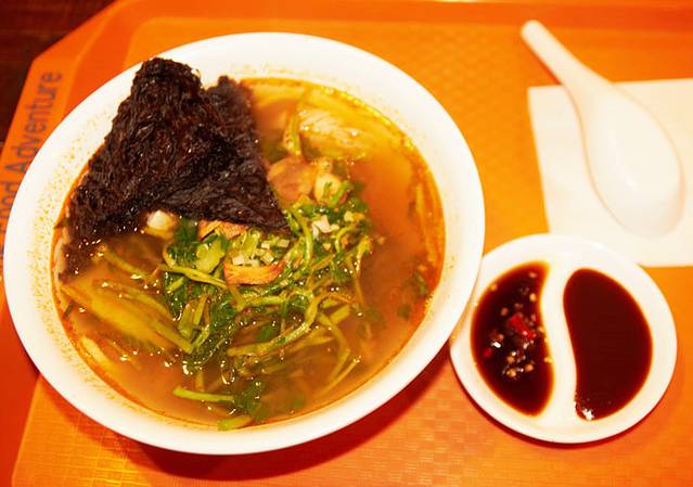 Eat and Eat Food Market Basuki Rahmat