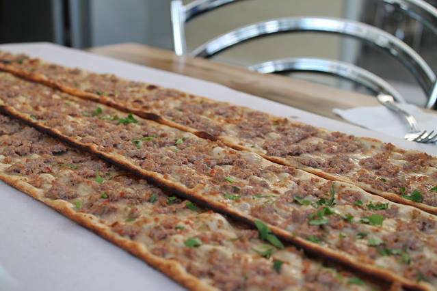 Konyalilar Etli Ekmek