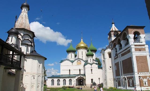 波克罗夫斯基修道院