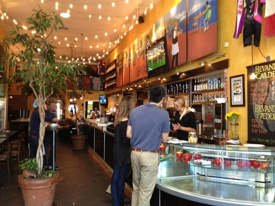 Caffe Calabria 咖啡店