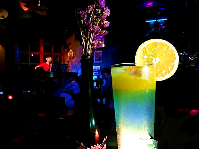 双廊本能爵士酒吧