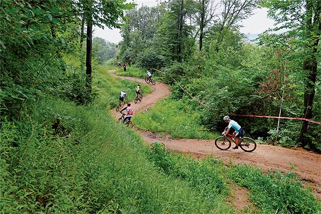 亚布力山地自行车主题公园