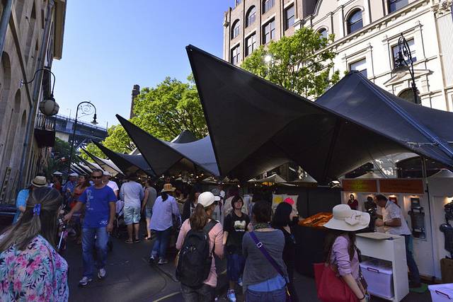 岩石区跳蚤市场