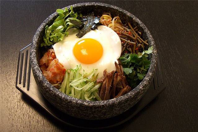 东艳汉江朝鲜族饭店