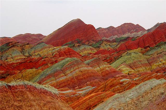 乌鲁木齐101省道丹霞地貌