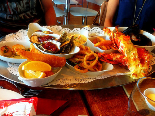 Red Cray Seafood & Grill Restaurant