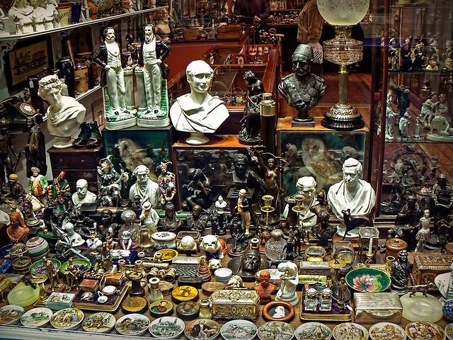 THE CURIOSITY SHOP 