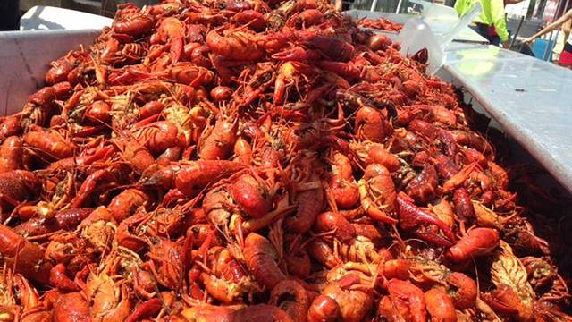 Crawfish & Noodles餐厅