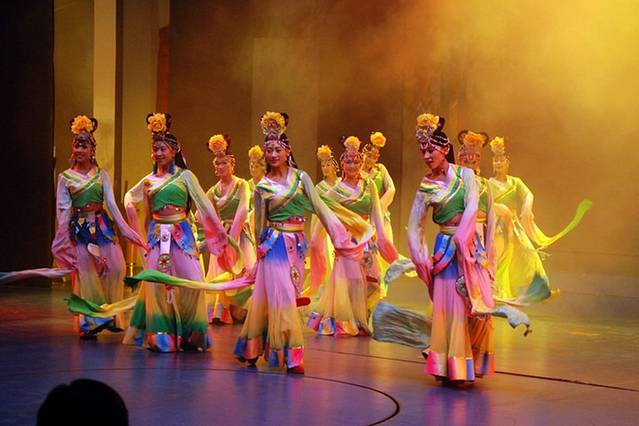 喜来登大酒店民族歌舞团