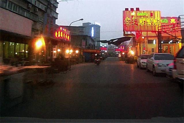 回民小区小吃街