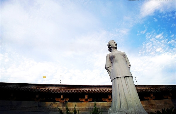 绍兴秋瑾烈士纪念碑