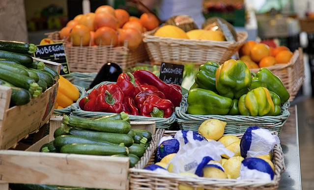 Boulebard de Grancy Market