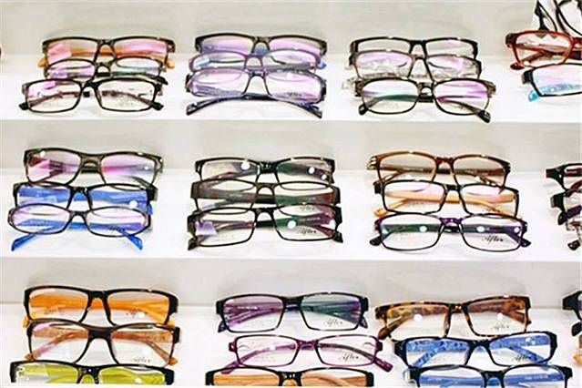 美宜佳平价眼镜超市