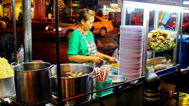 Sala Daeng 美食街区