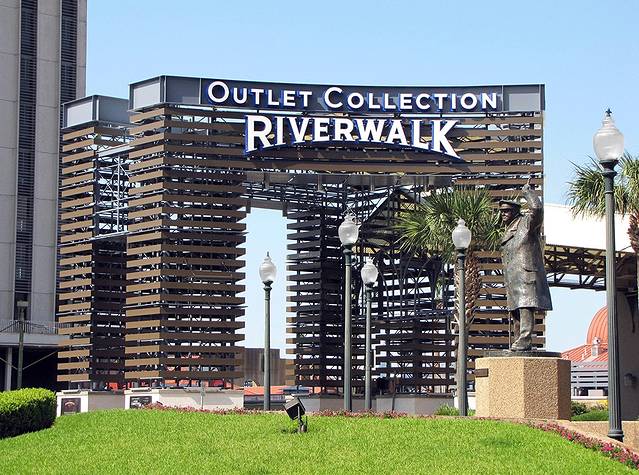 The Outlet Collection at Riverwalk