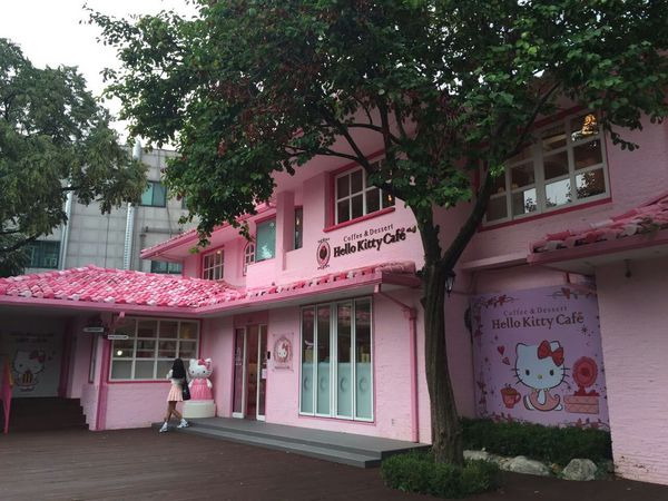 Hello Kitty Café（弘大店）