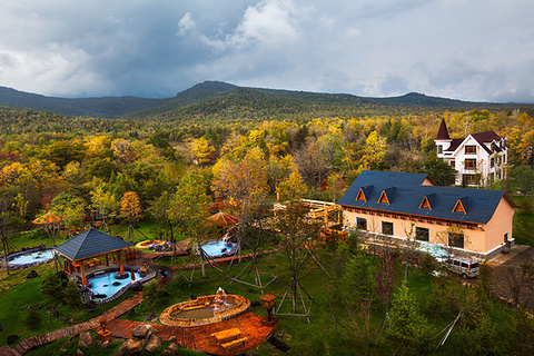 宝宇伊春西岭温泉度假山庄