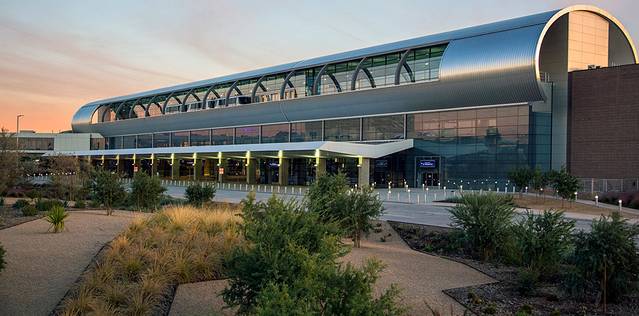 菲尼克斯天港国际机场