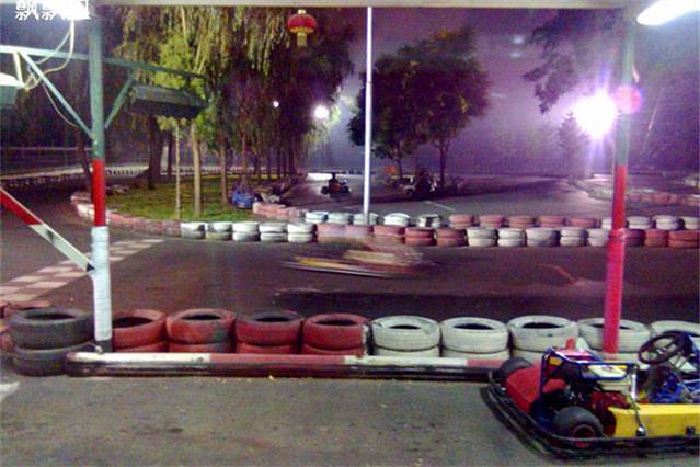 乐动卡丁车(传媒大学店)