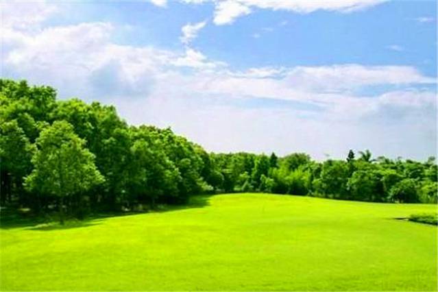 台湾桃园龙潭高尔夫俱乐部