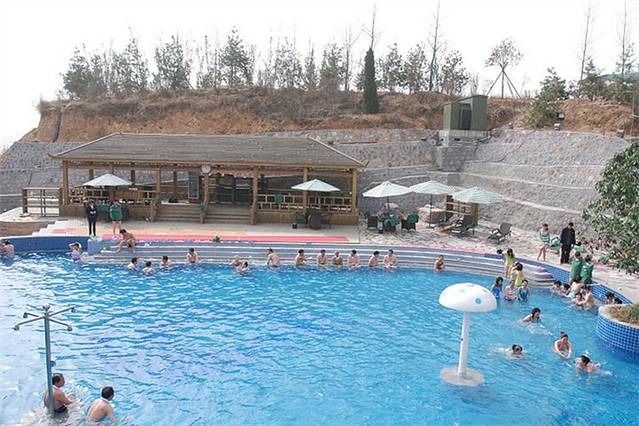 七彩沙河水上乐园