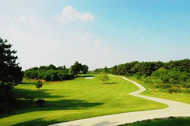 保利高尔夫球会