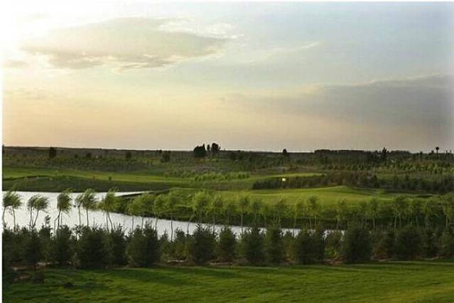 鄂尔多斯博源国际高尔夫俱乐部