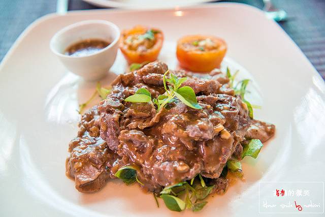 Chanrey Tree Restaurant