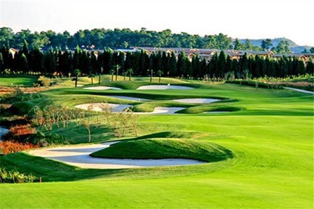 昆明天湖岛高尔夫球会