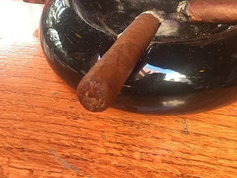 Cigar Bar & Grill旅游景点图片
