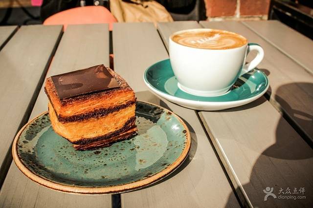 Craftsman and Wolves