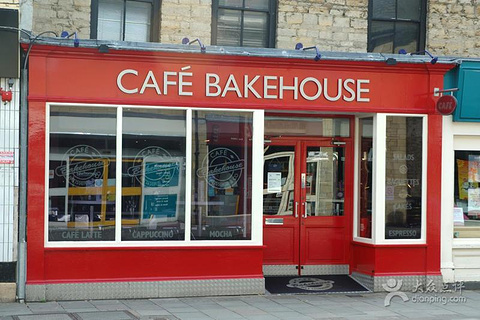 Cafe Bakehouse