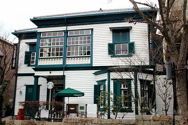星巴克咖啡（神户北野异人馆店）
