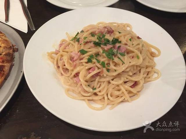 Azzurro Woodfired Pizza