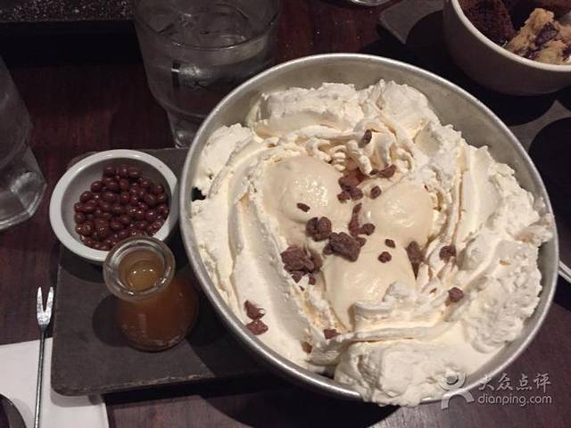 Max Brenner