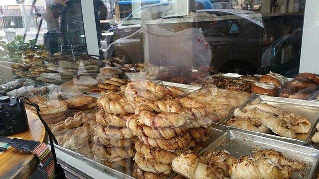 Mara's Italian Pastries