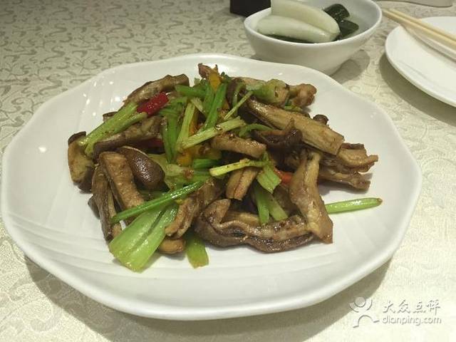 凤城酒家(礼顿道店)