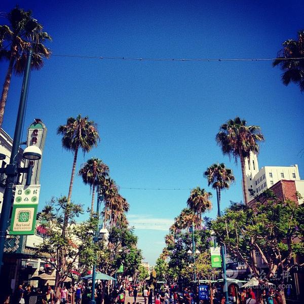 Yogurtland Santa Monica Promenade