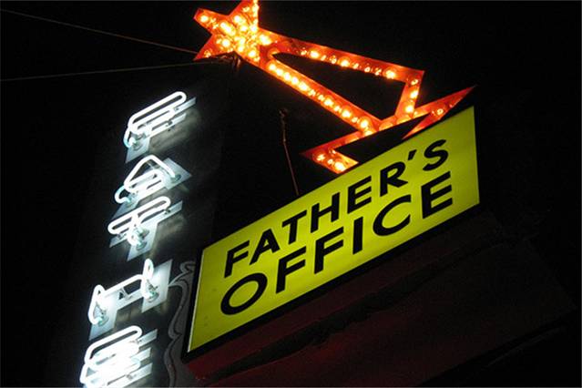 爸爸的办公室汉堡店